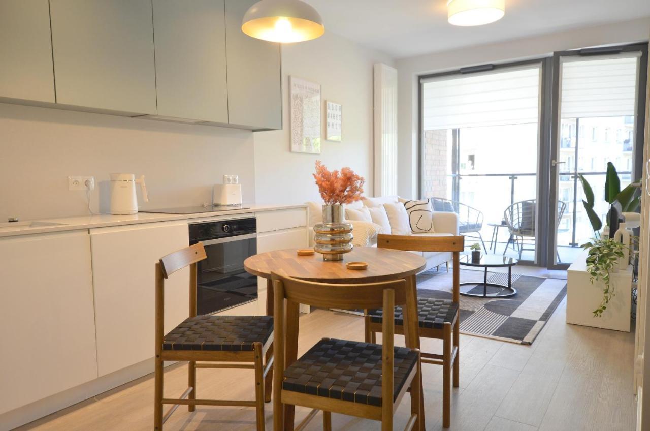 Green Estate Old Town Apartment, Private Parking, Balcony Gdansk Exterior photo